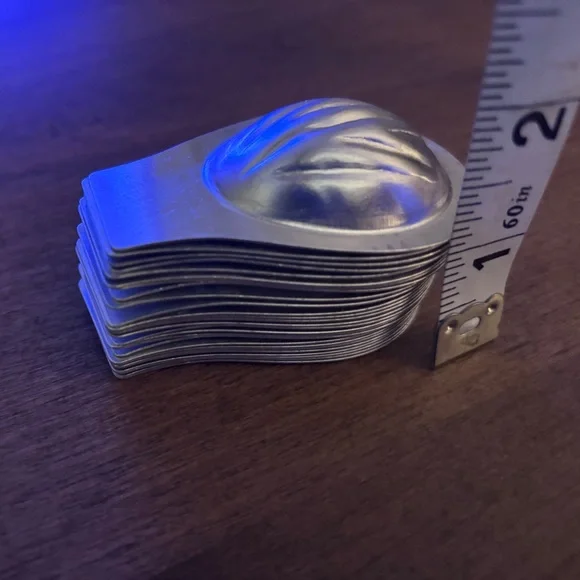 Walnut molds. Comes in a set of 26 individual molds. Ideal for cookies! - Picture 7 of 10